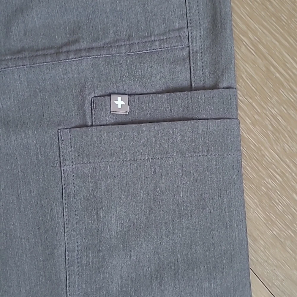 NWT Figs Cairo Grey Cargo Scrub Pants Men's sz XL